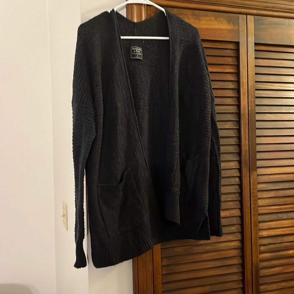 Abercrombie cardigan with pockets